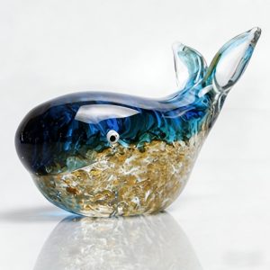 5.9In Hand Blown Art Glass Whale Figurine Decoration,Crystal Glass Whale Statue Marine Animal Sculpture Paperweight Glass Art Crafts for Home Office Decor Desktop Ornaments Tabletop Bookshelf Gift